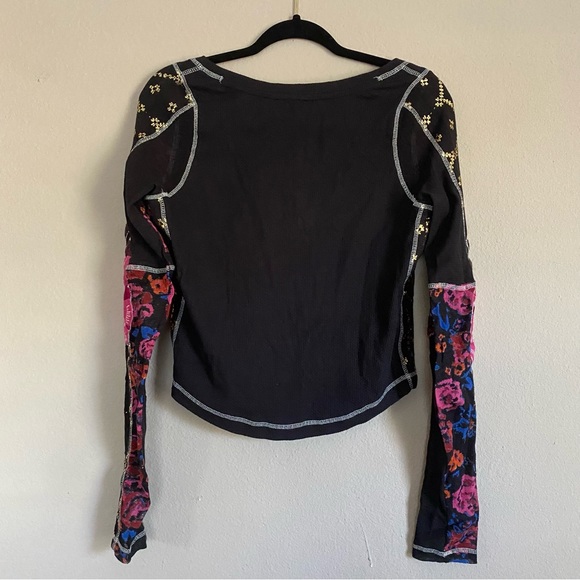 Free People Amara Embroidered Sleeve Thermal 🌸 - Picture 5 of 8